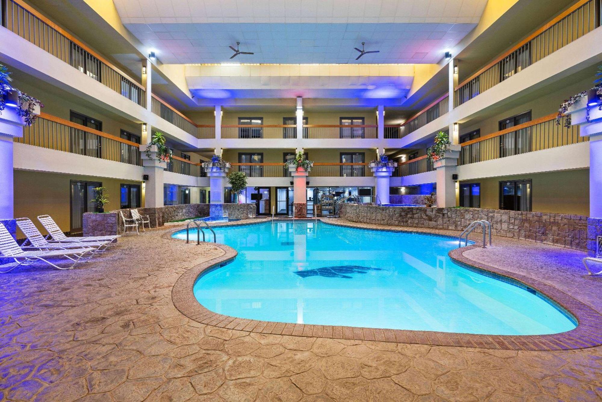 Hotel Baymont By Wyndham Shakopee Exteriér fotografie